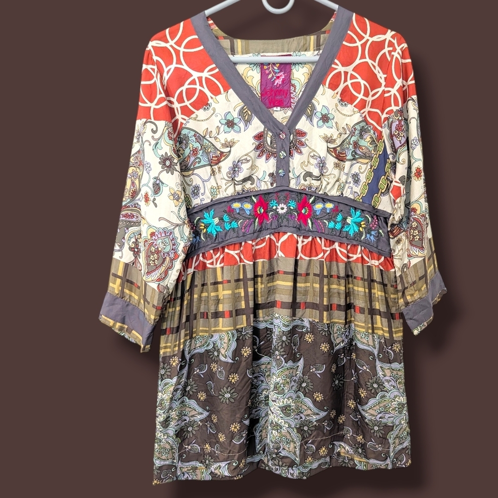 Johnny Was Floral Patchwork 100% Silk 3/4 Sleeve V-Neck Blouse SM Bohemian